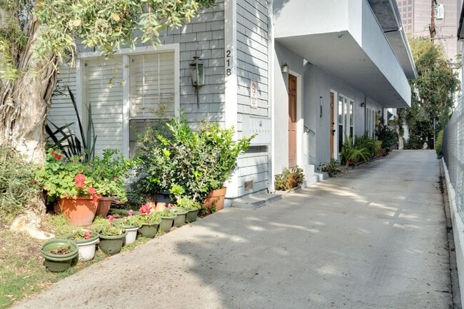 Interior Photo - 218 Gale Luxury Investments LLC