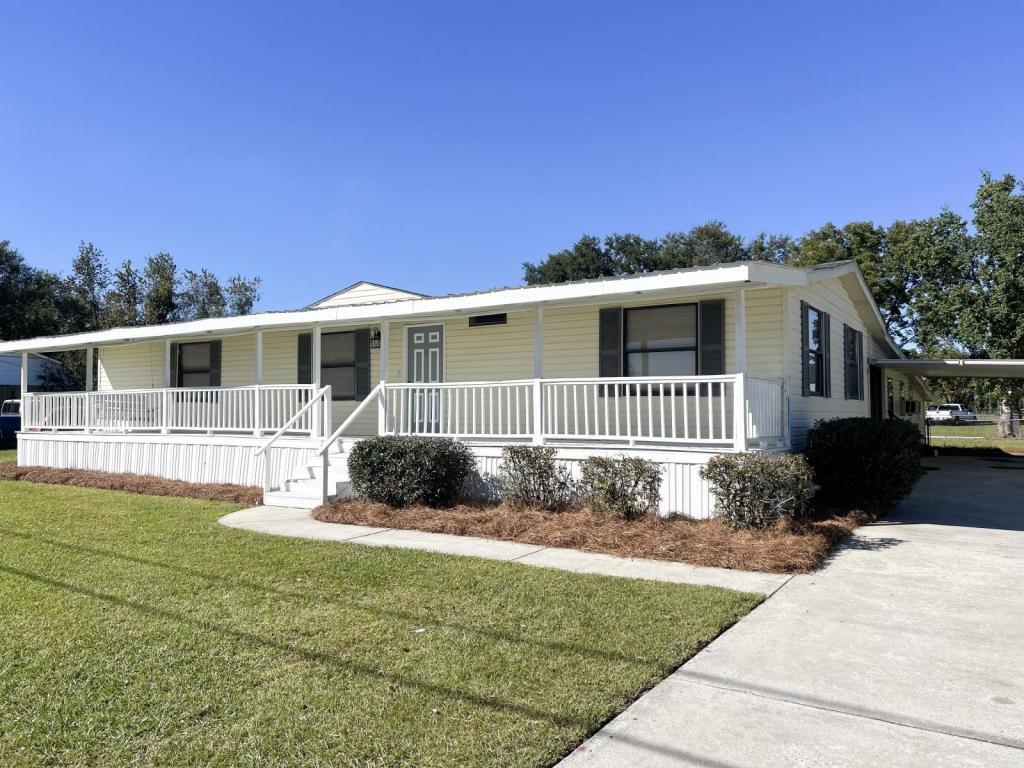 Foto principal - 3353 Hill Top Dr