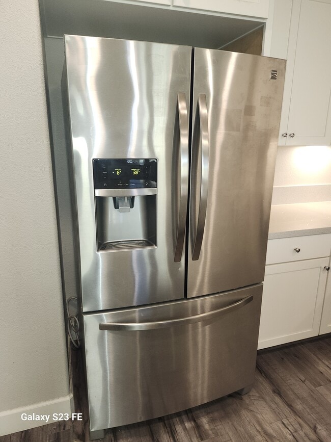 Foto del edificio - 1573 De Rome Dr