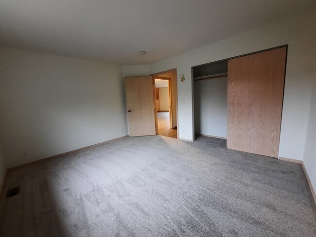 Foto del edificio - 860 SE Sentry Dr