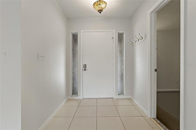 Foto del edificio - 2211 Stacy Ct