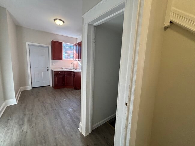 Photo - 410 N Loudon Ave House