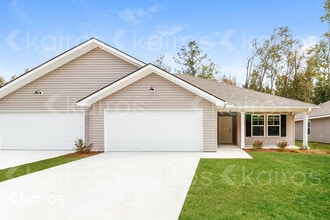 Building Photo - 161 Cottage Grove Rd