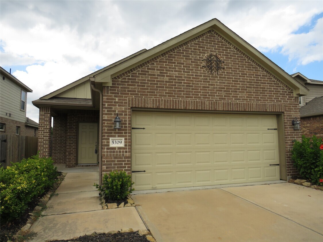 Foto principal - 5309 Abbeville Ct