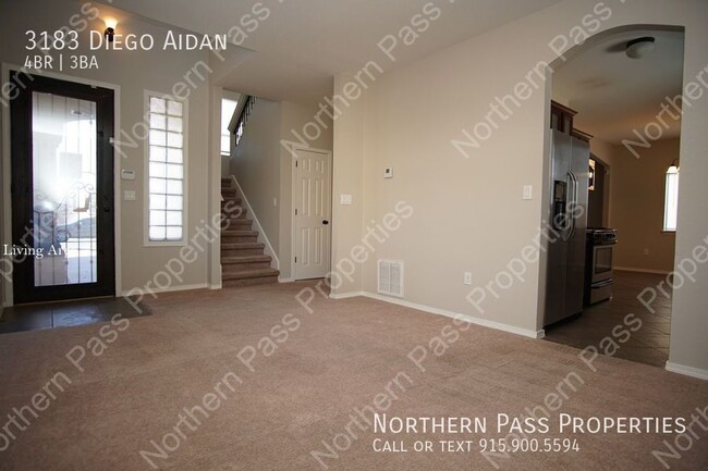 Building Photo - Beautiful 4 Bedroom Eastside Home!