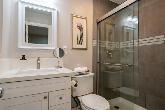 Building Photo - 19101 E Ryals Ln