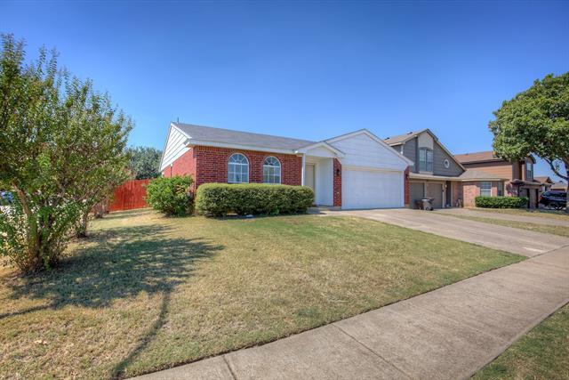 Foto del edificio - 8132 Sweetwater Ln