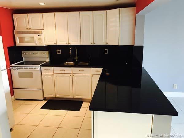 Foto del edificio - 2311 S Cypress Bend Dr