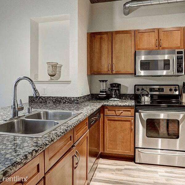 Foto del edificio - 2 br, 2 bath Apartment - 2015 Market St 512