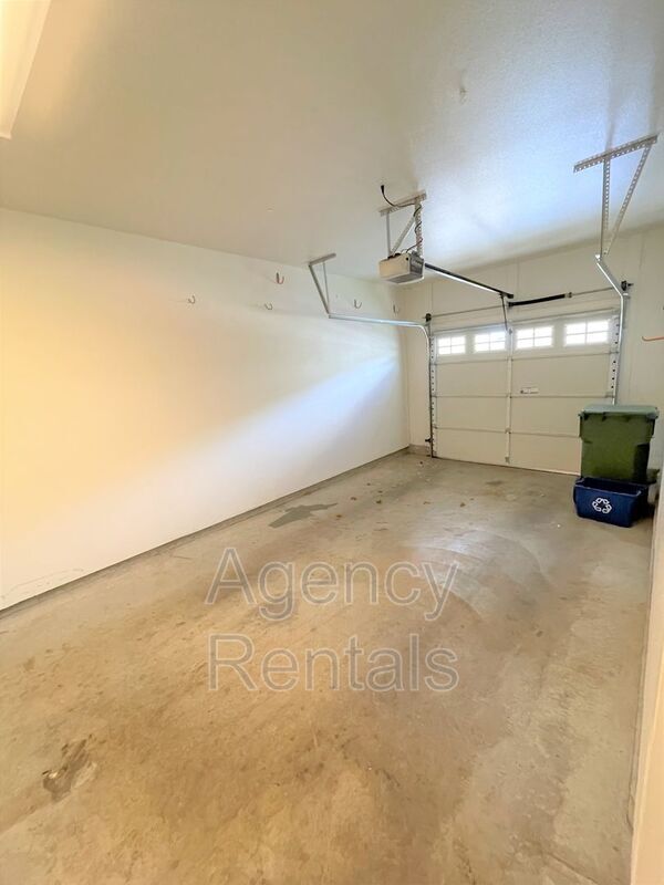 Building Photo - 92-1500-1500 Aliinui Dr