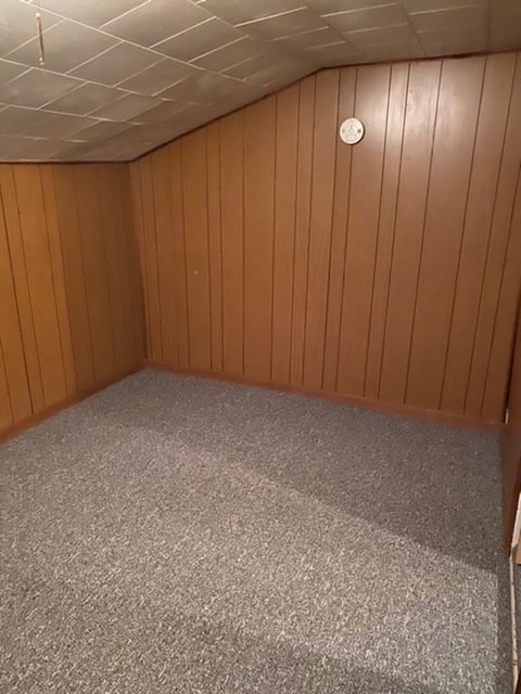 Dormitorio 2 - 321 E Main St