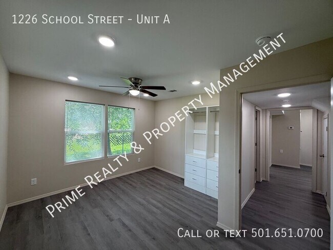 Foto del edificio - 1226 School St