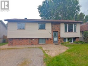 Building Photo - 4419 Dugas St