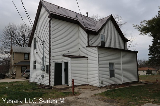 Building Photo - 1409 Jefferson St