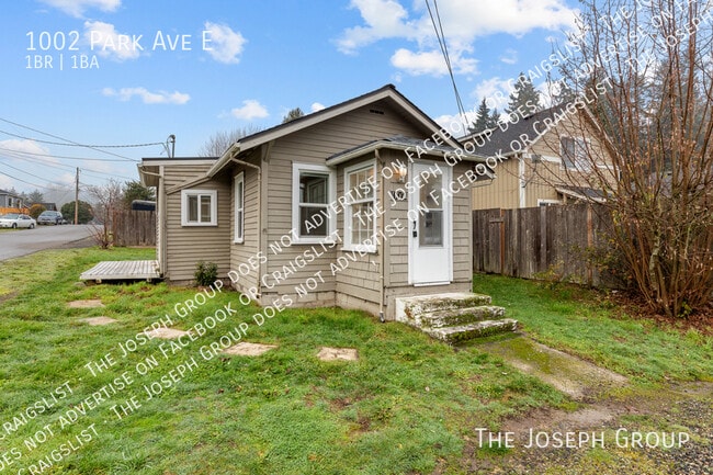 Photo - 1002 Park Ave E House