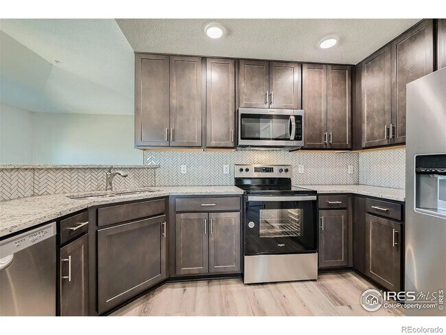 Building Photo - Brand New 2Br/2Ba Condo in Longmont