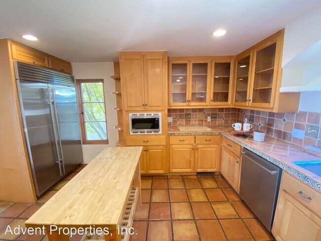 Building Photo - 2 br, 2.5 bath House - 4936 Proctor Ave