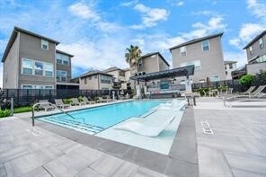 Foto del edificio - 8605 Hollyoaks Creek Ln