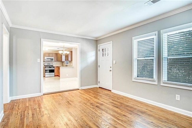 Foto del edificio - 3729 Glenwood Rd
