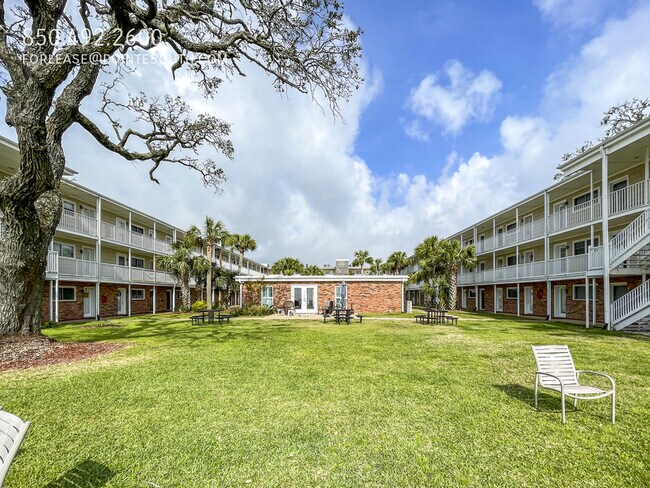 Foto del edificio - 710 Scenic Hwy
