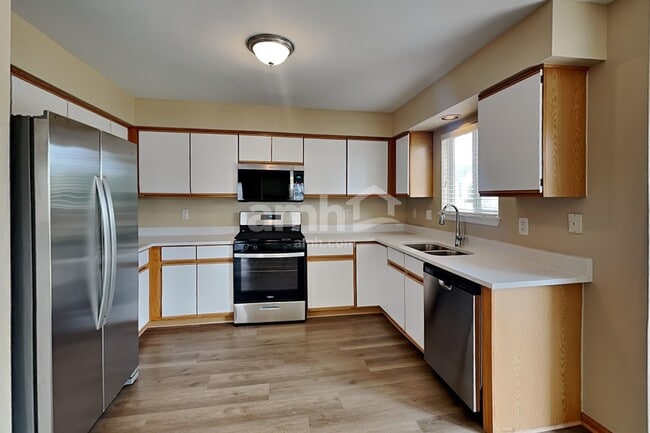 Foto del edificio - 14233 S Hillsdale Ct