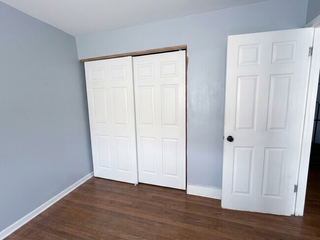 Foto del edificio - 8536 N Broadway-8536 B