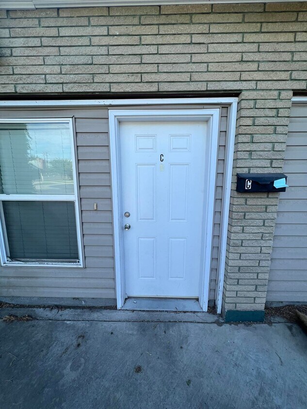 645 Blue Lakes Blvd Unit C, Twin Falls, ID 83301 Apartments in Twin