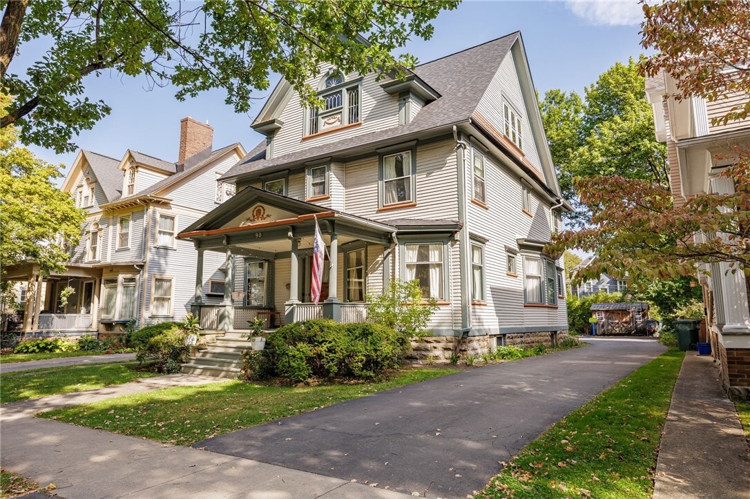 Primary Photo - 90 Dartmouth St