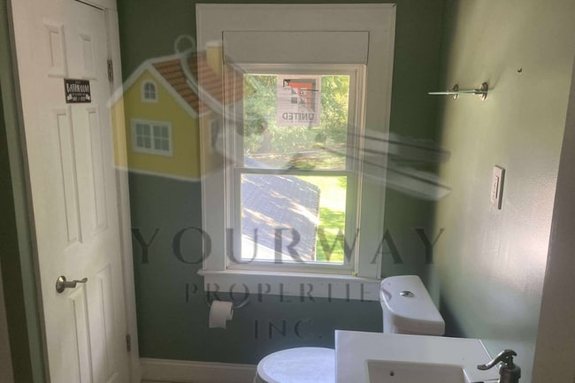 Foto del edificio - 883 Brown Rd