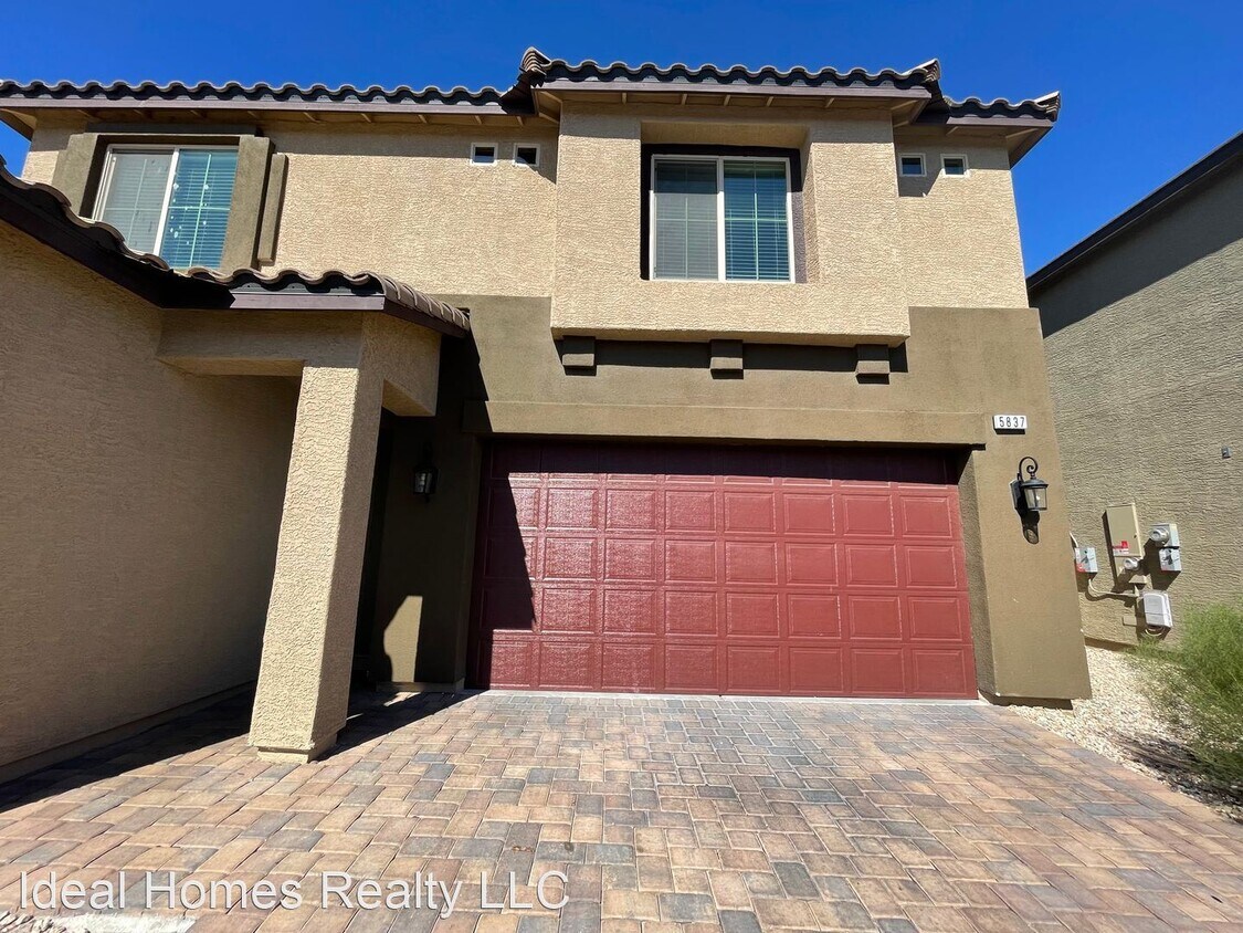 3 br, 2.5 bath House 5837 Galway Bay House Rental in North Las