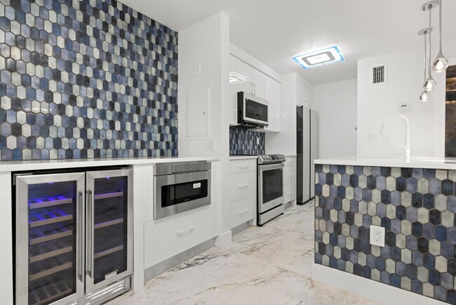 Photo - 5306 Santa Rosa Ct Townhome