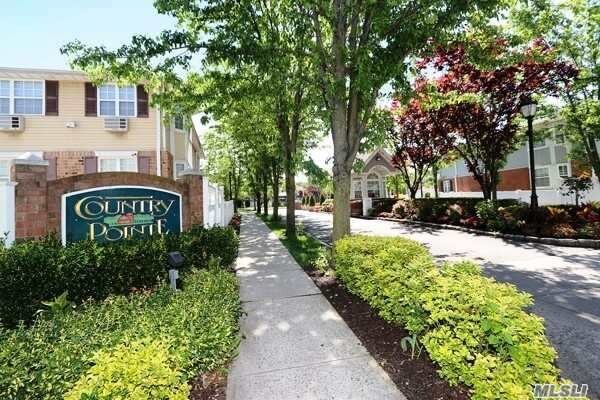 Foto del edificio - 82-143-143 Country Pointe Cir