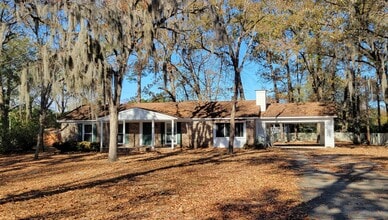 Building Photo - 1702 Wandering Way