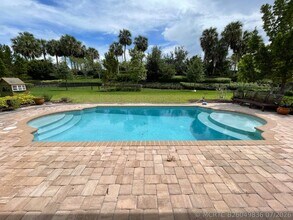 Building Photo - 11720 Waterway Cir
