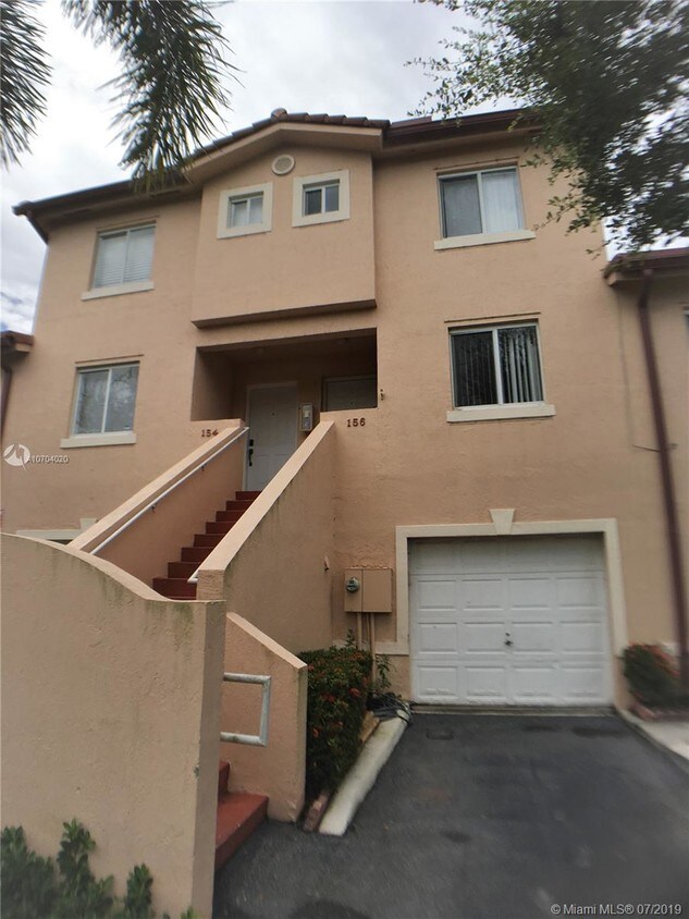 156 Riviera Cir, Weston, FL 33326 Townhome Rentals in Weston FL