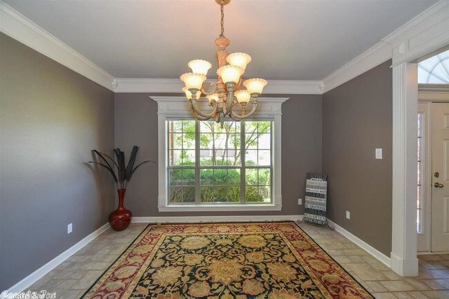 Building Photo - 117 Grenoble Cir