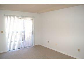 Foto del edificio - 234 Bristol Ct