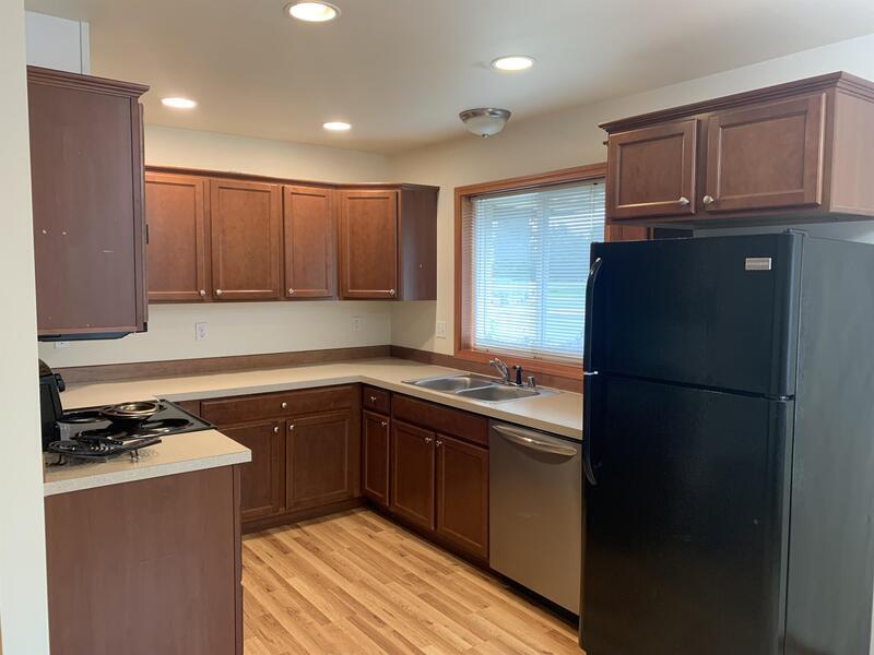 257 S 7th St Unit A, Lynden, WA 98264 Condo for Rent in Lynden, WA