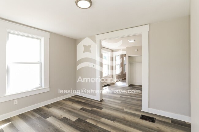 Foto del edificio - 4319 Hays Ave