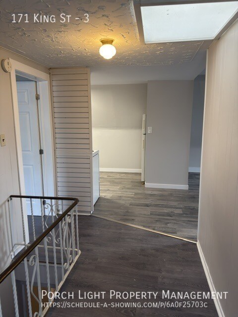 Photo du bâtiment - All Inclusive 2 Bedroom in FANTASTIC walkable St. Catharines Location