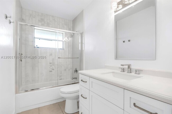 Foto del edificio - 15391 S Dixie Hwy