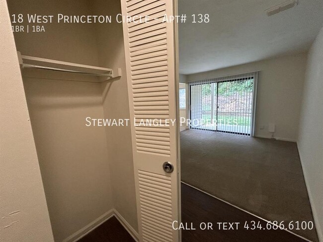 Building Photo - 18 W Princeton Cir Cir