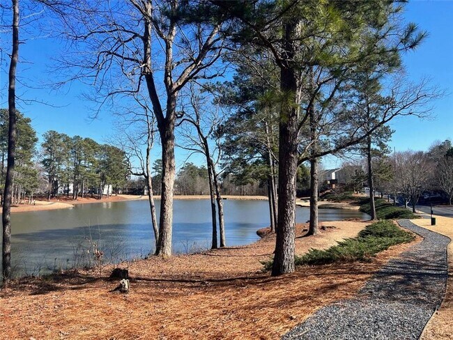 Building Photo - 3398 Lathenview Ct