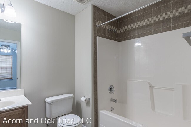 Building Photo - 4 br, 4 bath House - 33 Ackland Dr
