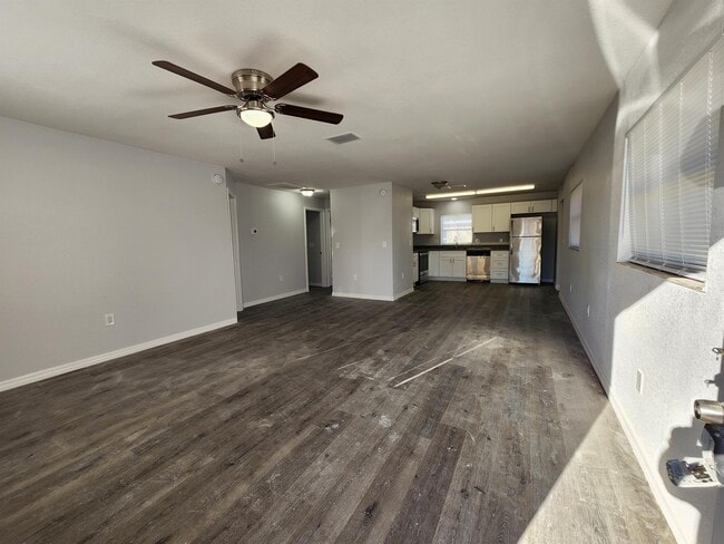 Building Photo - 5439 Amy Ln