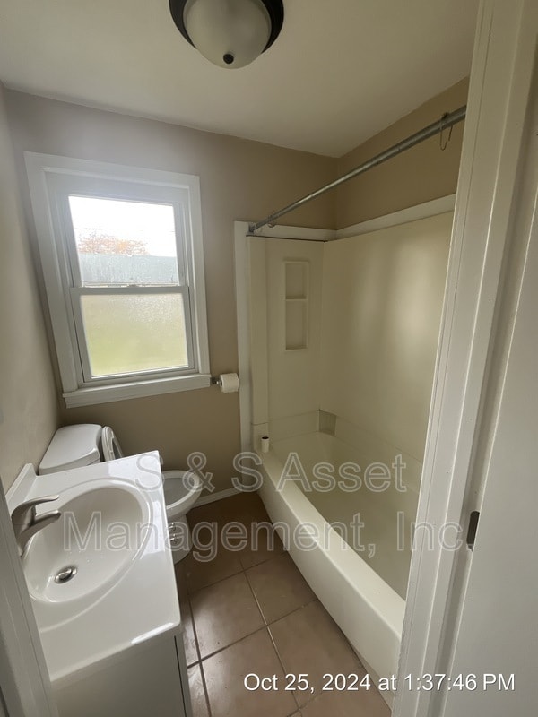 Foto del edificio - 3231 Westmont Ave