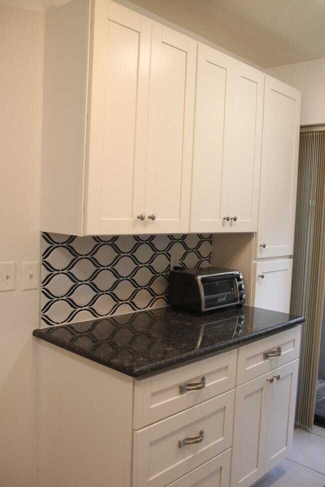 Building Photo - 1508 Pelican Cove Rd