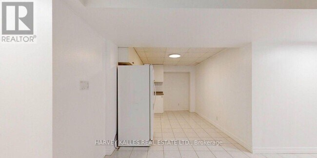 Building Photo - 71 Olivewood Dr