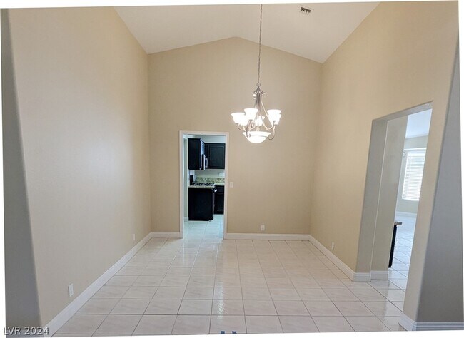 Building Photo - 9828 Rosamond Dr