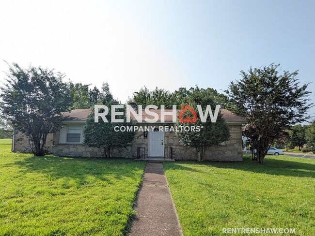 Building Photo - 1292 S. White Station Rd - Move In Ready +...